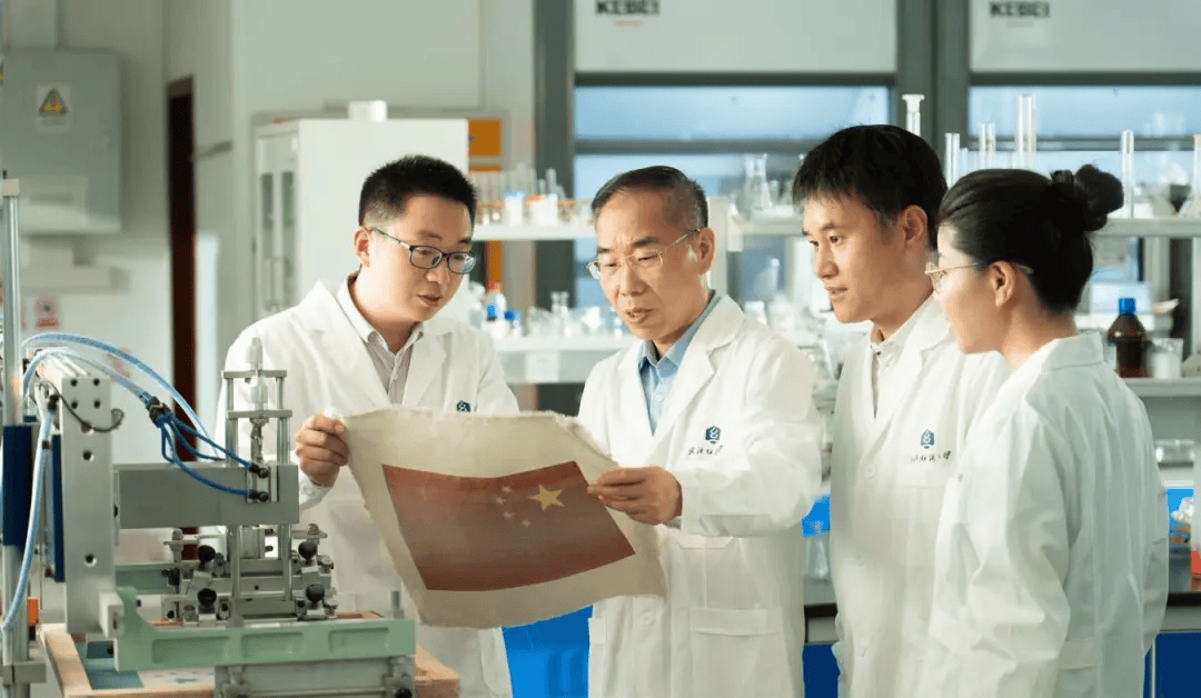 业用：融合发展催生跨界创新AG真人质取2024 产